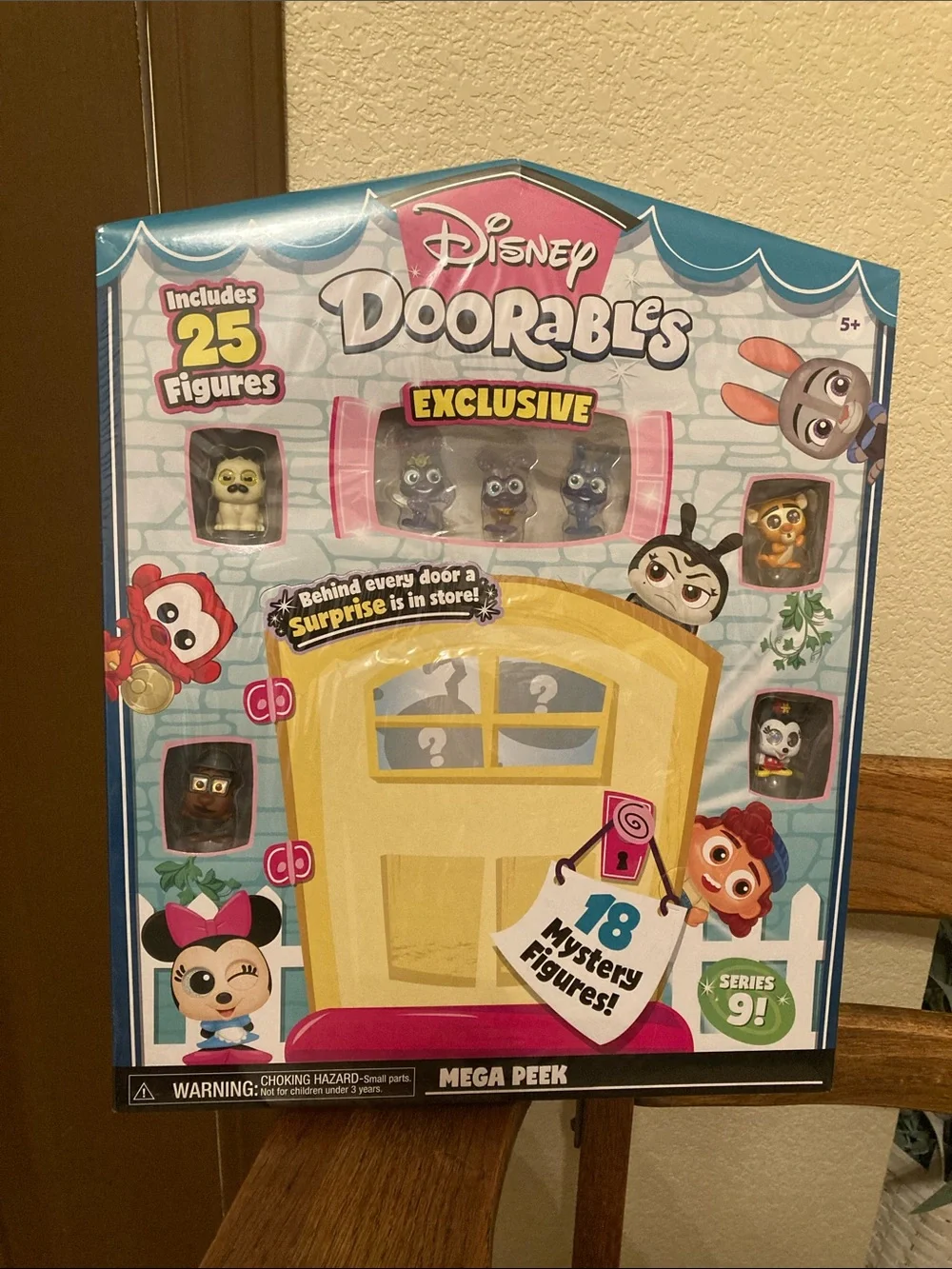 Disney Doorables MEGA PEEK Pack Series 9 Includes 25 Figures NIB/Sealed
